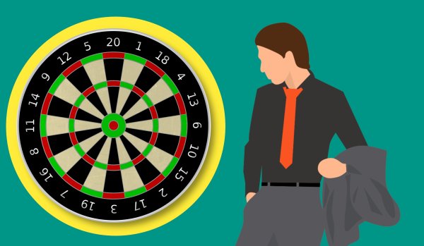 Игра в дартс рисунок