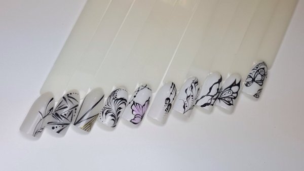 Тонкие узоры на ногтях