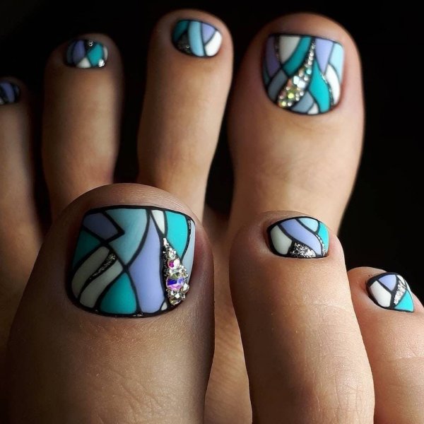 Педикюр дизайн