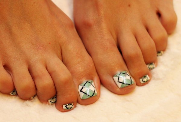 Педикюр геометрия