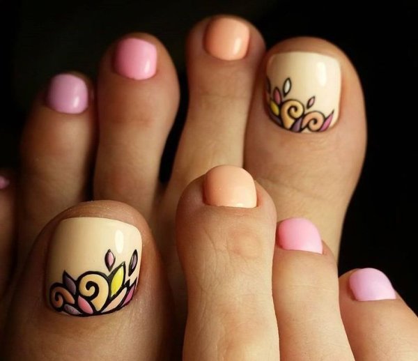 Педикюр орнамент