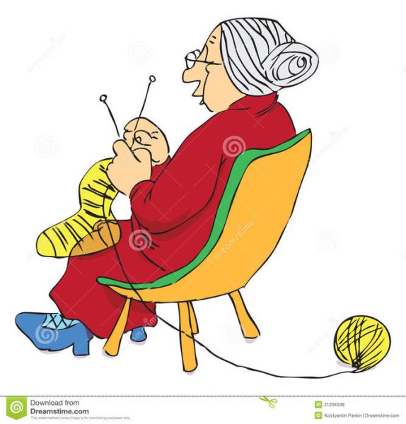 Бабушка вяжет носок