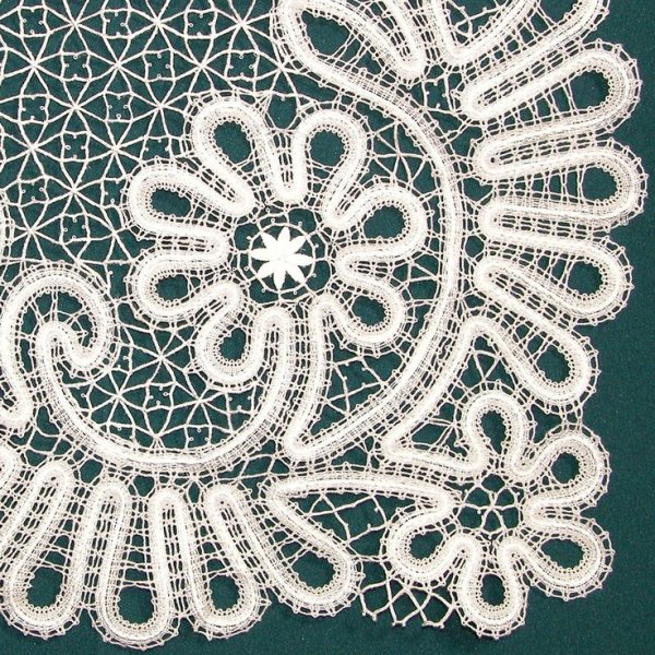 Вологодское сцепное кружево