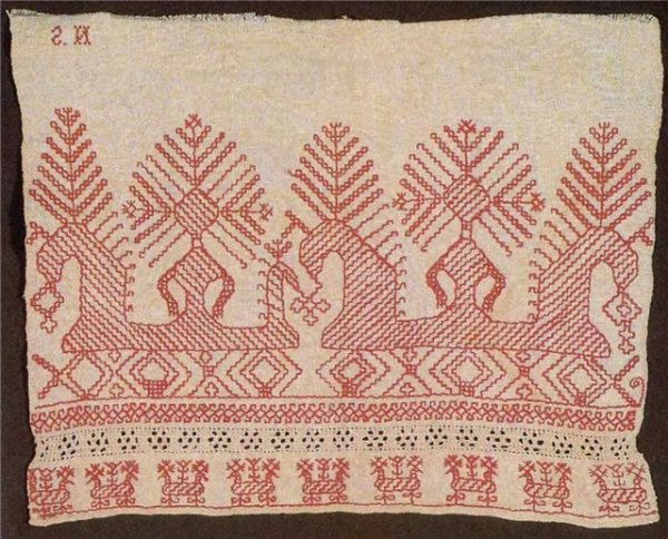 Древнерусская вышивка на полотенце