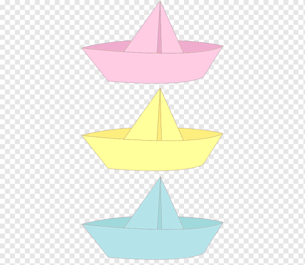 Ребенок с бумажным корабликом