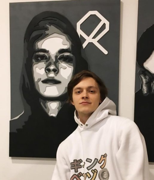 Григорий Ляхов og Buda