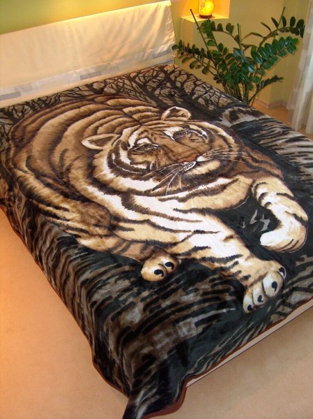 Покрывало с тигром