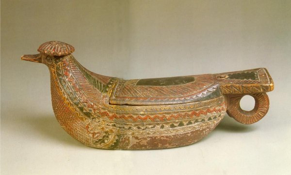 Резьба по дереву солонка