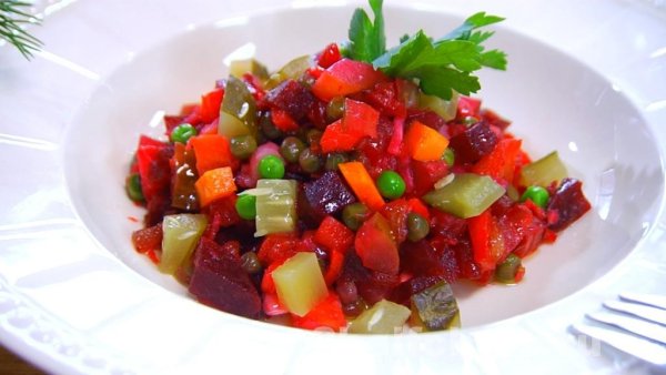 Салат из вареных овощей винегрет