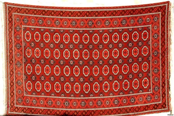 Старинный текинский ковер