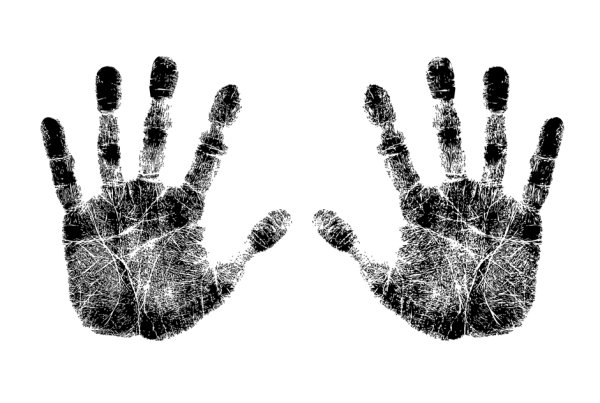 Ладошки красного цвета