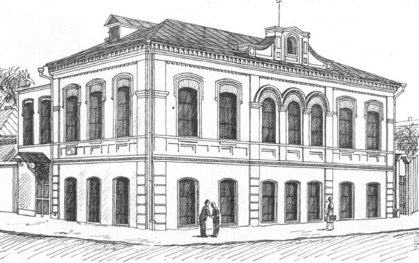 Рисунки на фасадах домов