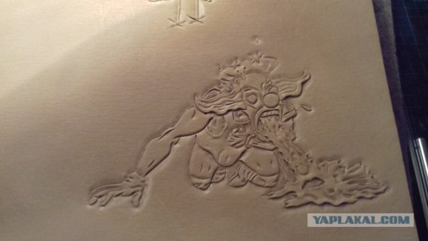 Вытисненный рисунок фото