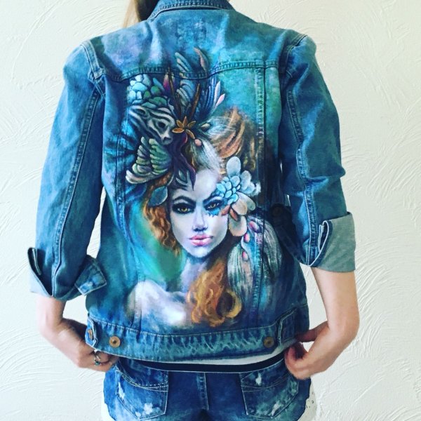 Одежда Разрисованная акриловыми красками