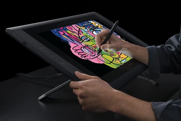 Интерактивный перьевой дисплей Wacom Cintiq 22
