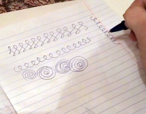 Каракули на полях в тетради