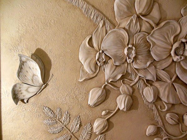 Художественная лепнина на стенах