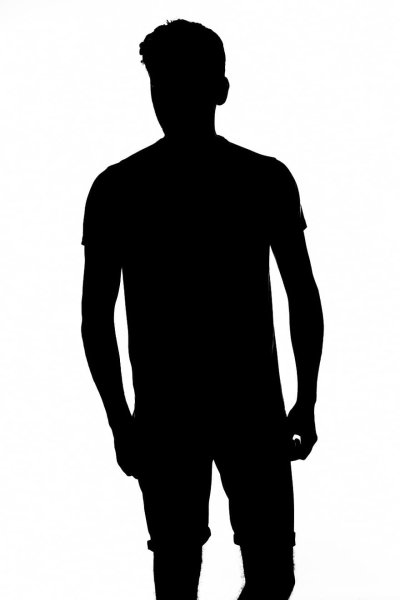 Чёрный силуэт человека