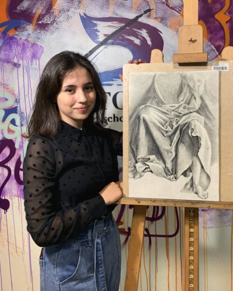 Юлия Цветкова художница