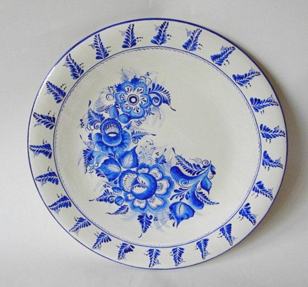 Гжельская роспись тарелка