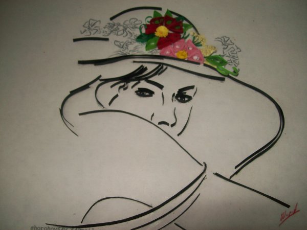 ДАМАДАМА В шляпе с цветами