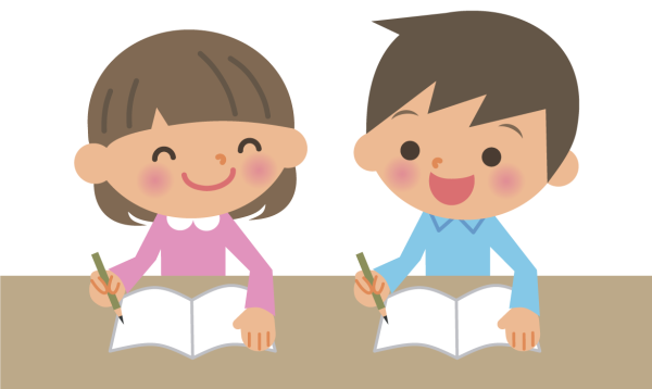 Ребенок пишет рисунок