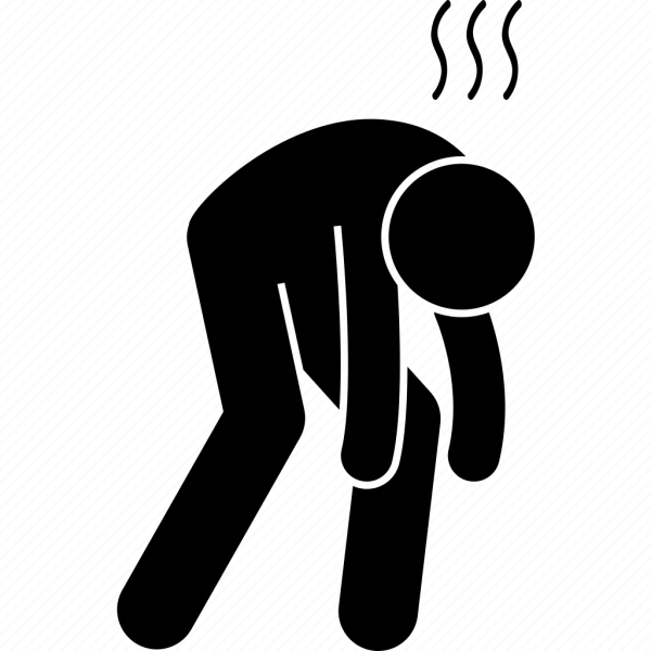 Человек спит за компьютером