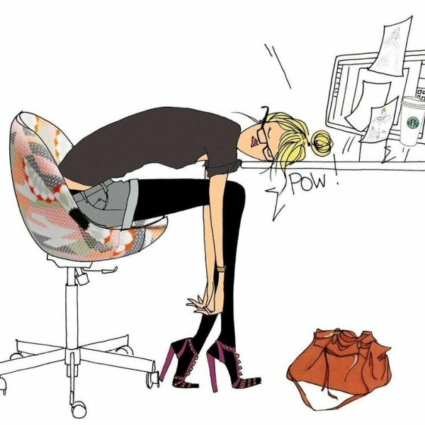 Девушка спит