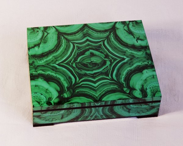 Малахитовая шкатулка Нижний Тагил