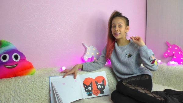 Ксения Куприкова рисунки в скетчбуке