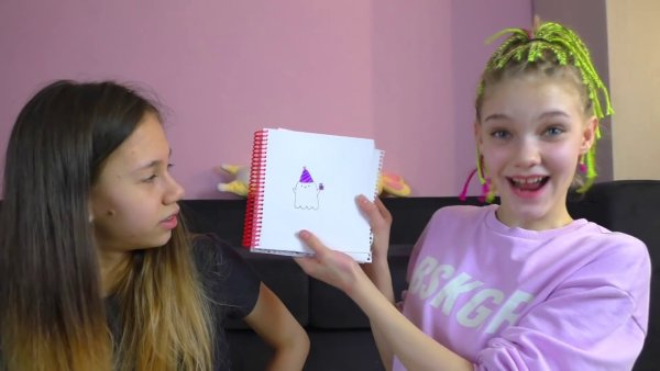 Ксения Куприкова скетчбук