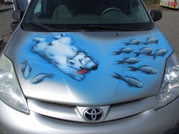 Простая аэрография на авто