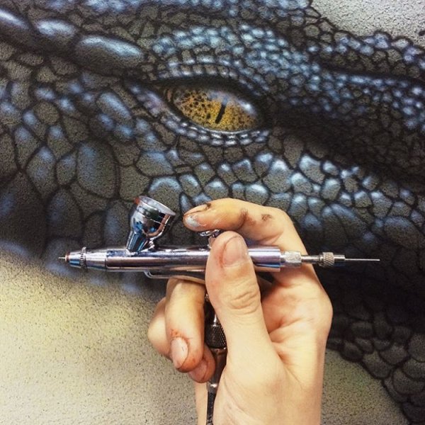 Художник Аэрограф