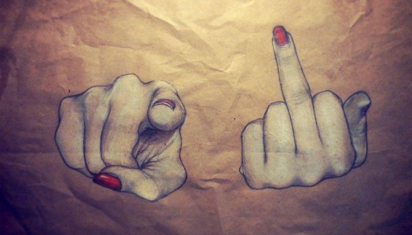Средний палец арт