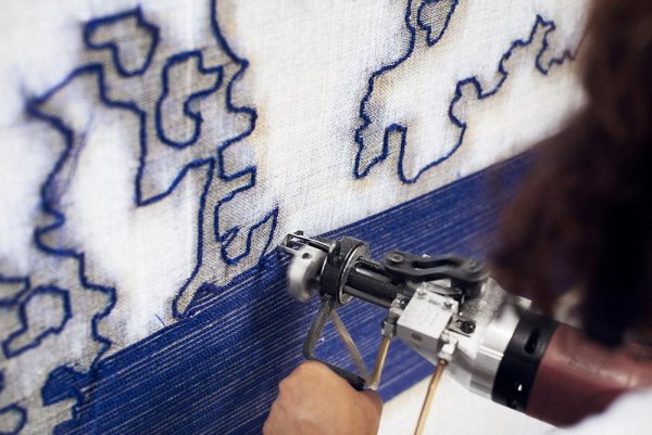 Ковер тафтинговым пистолетом