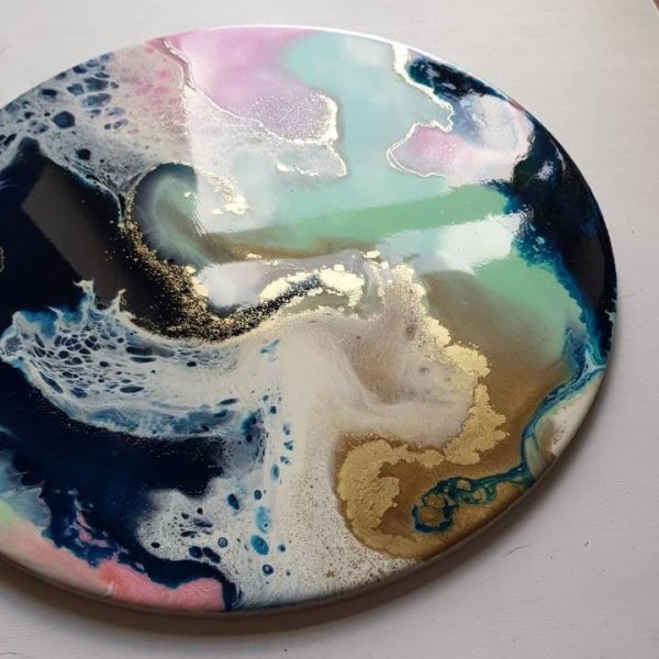 Триптих из смолы