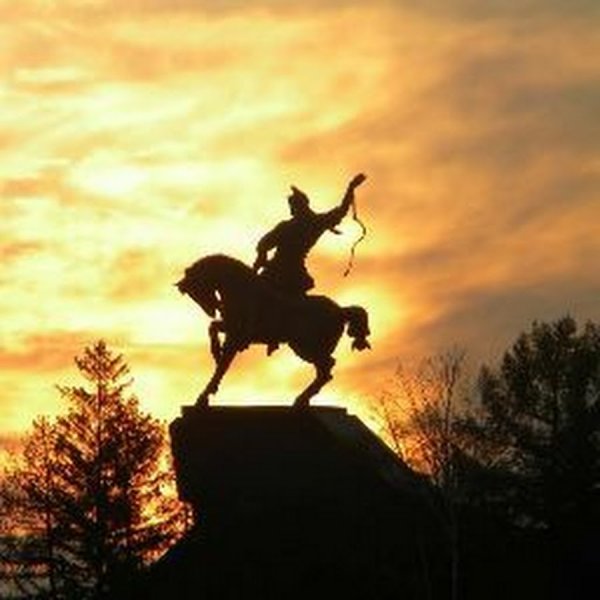 Салават Юлаев на гербе Башкирии