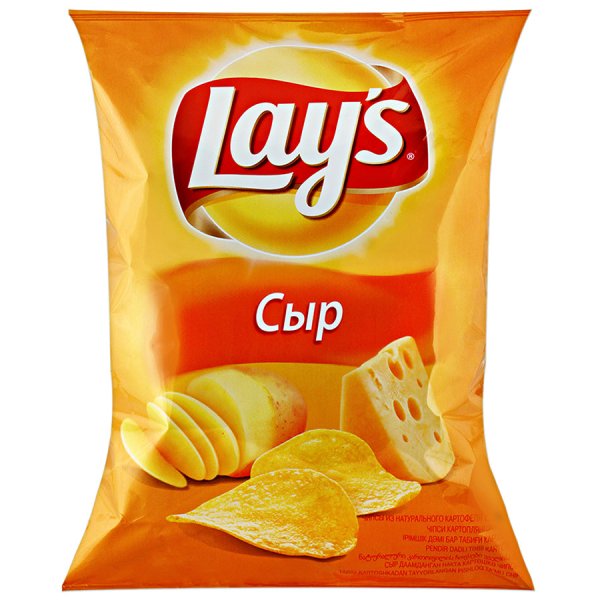 Чипсы Лейс с крабом на белом фоне