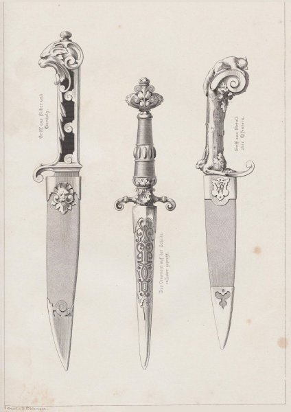 Кинжал с узорами