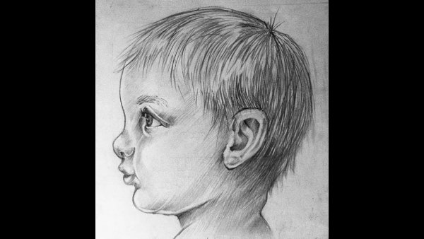 Детское лицо в профиль