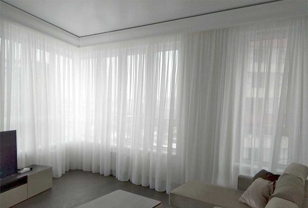 Тюль в спальню однотонная