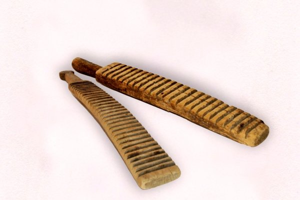 Рубель и валёк для глажки белья