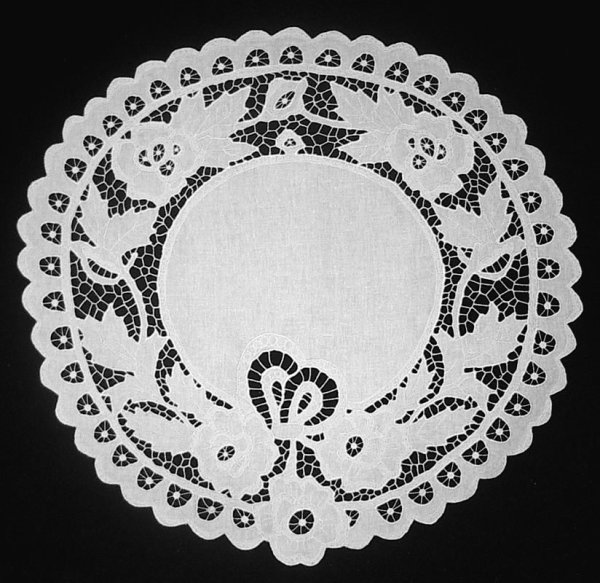 Вышивка Ришелье круглая