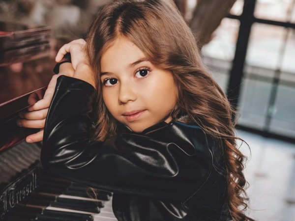 Портрет Миланы Хаметова