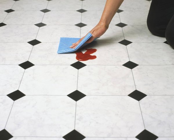 Линолеум белый под плитку