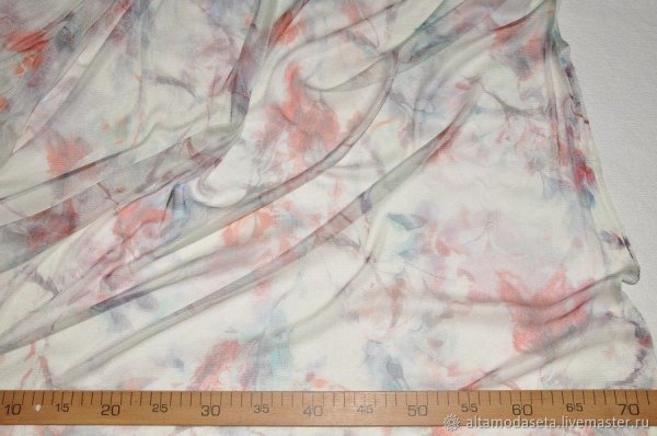 Ткань сетка с принтом