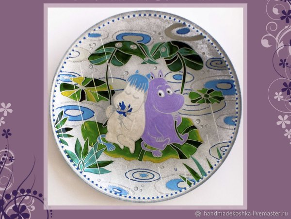 Роспись по стеклу акриловыми красками тарелок