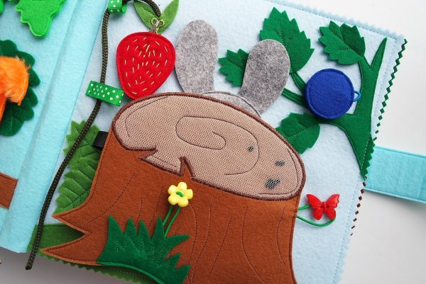 Развивающие книжки из фетра