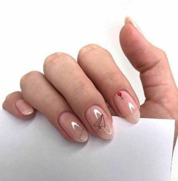 Ногти нюд с узором