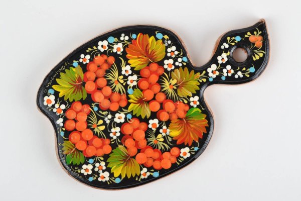 Петриковская роспись разделочной доски